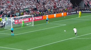 开云平台-【欧联杯】曼奇尼乌龙+失点，塞维点球击败罗马夺冠！