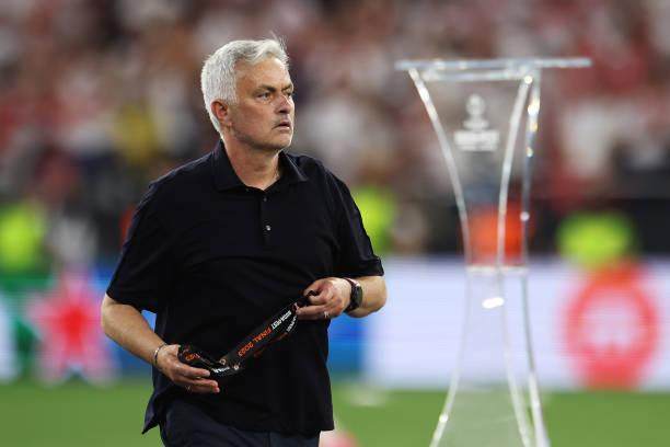 开云平台-【欧联杯】曼奇尼乌龙+失点，塞维点球击败罗马夺冠！