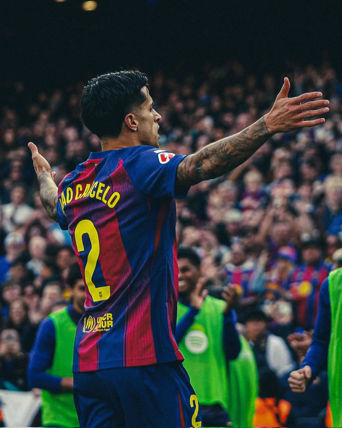 官方网站-造点＋破门，坎塞洛赛后更新社媒，发布图集庆祝胜利